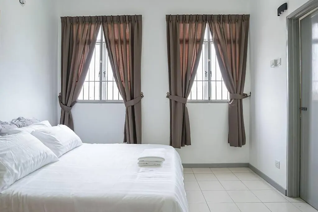 Jovial Modern Stylish Townhouse 8Pax - Bm Icon City Bukit Mertajam Holiday home
