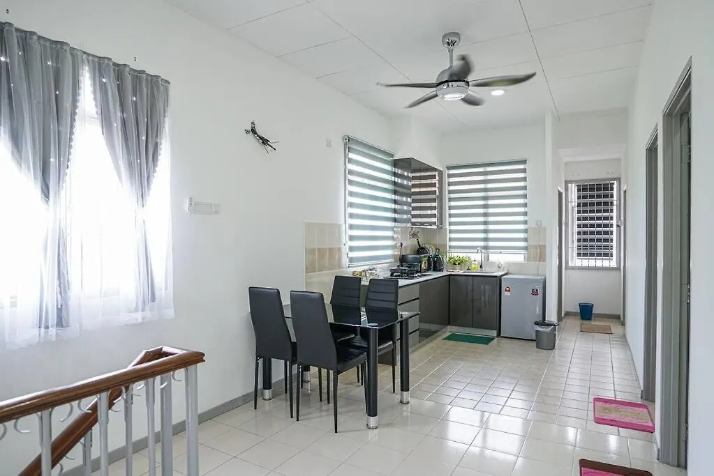 Nyaraló Jovial Modern Stylish Townhouse 8Pax - Bm Icon City Bukit Mertajam Malajzia